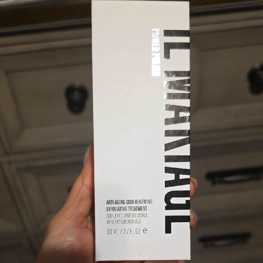 Sealed IL MAKIAGE Exfoliating Treatment